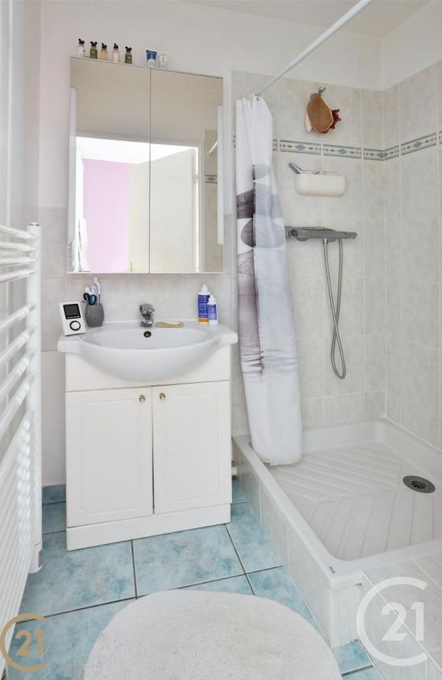 Afficher la photo en grand Appartement F4 à vendre - 4 pièces - 77.4 m2 - YERRES - 91 - ILE-DE-FRANCE - Century 21 Optimmo