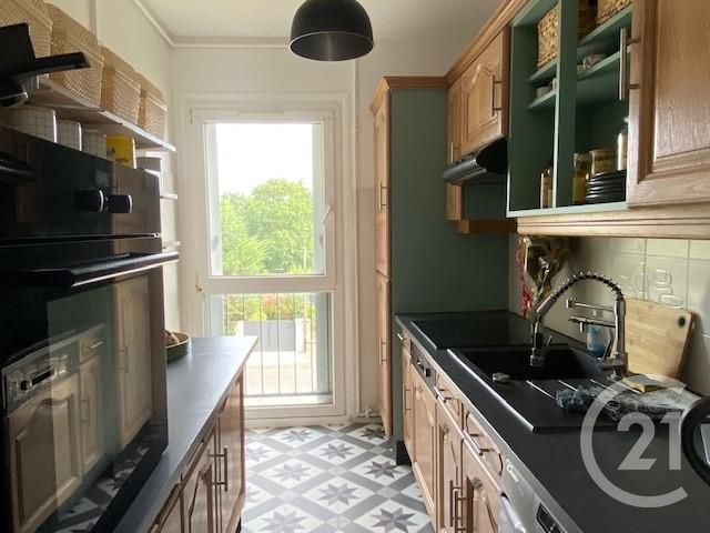 Appartement F4 à vendre - 4 pièces - 69.5 m2 - YERRES - 91 - ILE-DE-FRANCE - Century 21 Optimmo