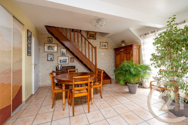 Appartement Duplex à vendre - 5 pièces - 91.58 m2 - YERRES - 91 - ILE-DE-FRANCE - Century 21 Optimmo