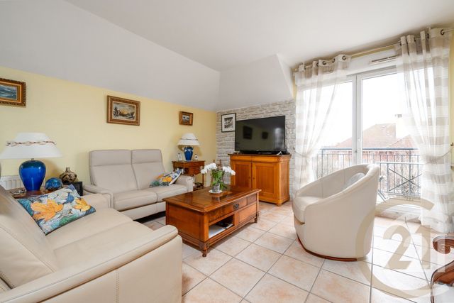 Appartement Duplex à vendre - 5 pièces - 91.58 m2 - YERRES - 91 - ILE-DE-FRANCE - Century 21 Optimmo