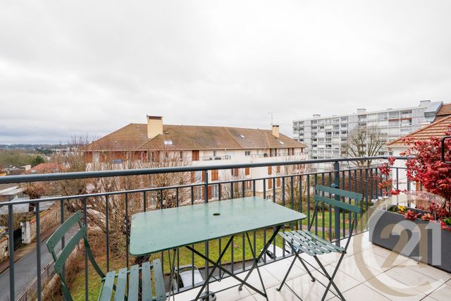 Appartement Duplex à vendre - 5 pièces - 91.58 m2 - YERRES - 91 - ILE-DE-FRANCE - Century 21 Optimmo