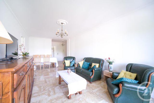 Appartement F3 à vendre - 3 pièces - 75.18 m2 - YERRES - 91 - ILE-DE-FRANCE - Century 21 Optimmo