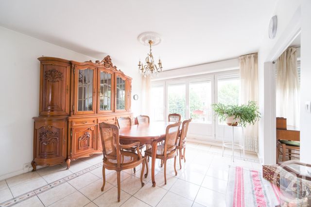 Appartement F5 à vendre - 5 pièces - 93.06 m2 - YERRES - 91 - ILE-DE-FRANCE - Century 21 Optimmo