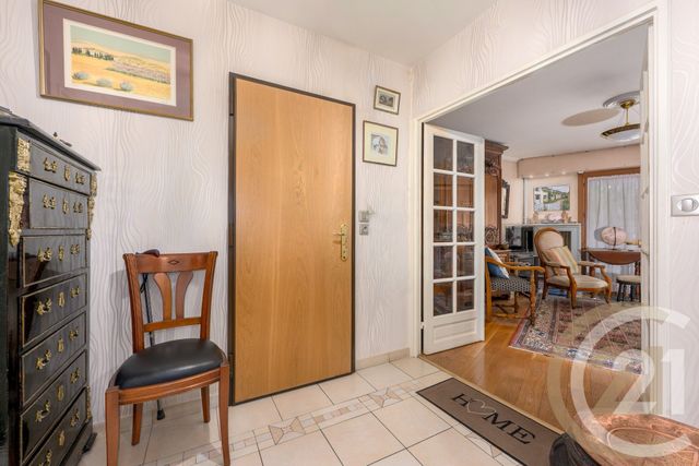 Appartement F4 à vendre - 4 pièces - 82.25 m2 - YERRES - 91 - ILE-DE-FRANCE - Century 21 Optimmo