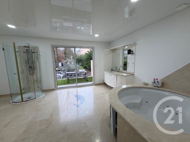 maison à vendre - 6 pièces - 185.0 m2 - YERRES - 91 - ILE-DE-FRANCE - Century 21 Optimmo