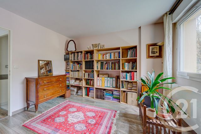 Appartement F3 à vendre - 3 pièces - 70.86 m2 - YERRES - 91 - ILE-DE-FRANCE - Century 21 Optimmo