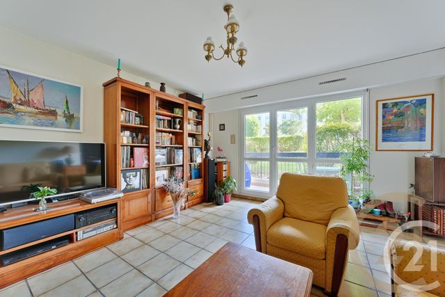 Appartement F5 à vendre - 5 pièces - 99.43 m2 - YERRES - 91 - ILE-DE-FRANCE - Century 21 Optimmo