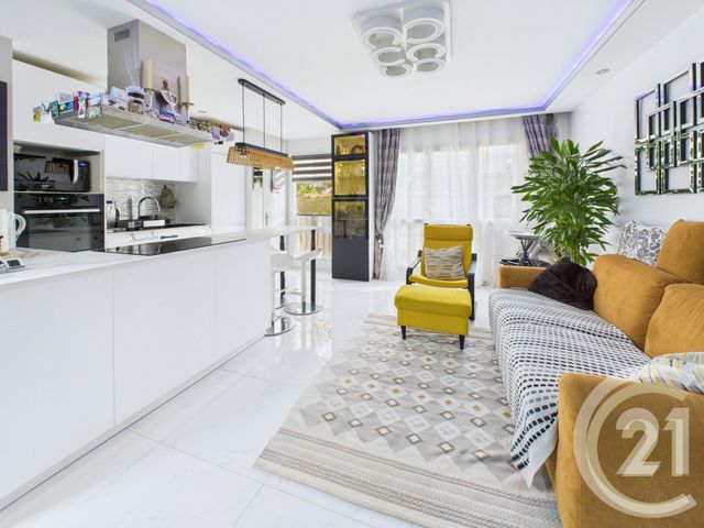 Appartement F3 à vendre - 3 pièces - 58.73 m2 - YERRES - 91 - ILE-DE-FRANCE - Century 21 Optimmo