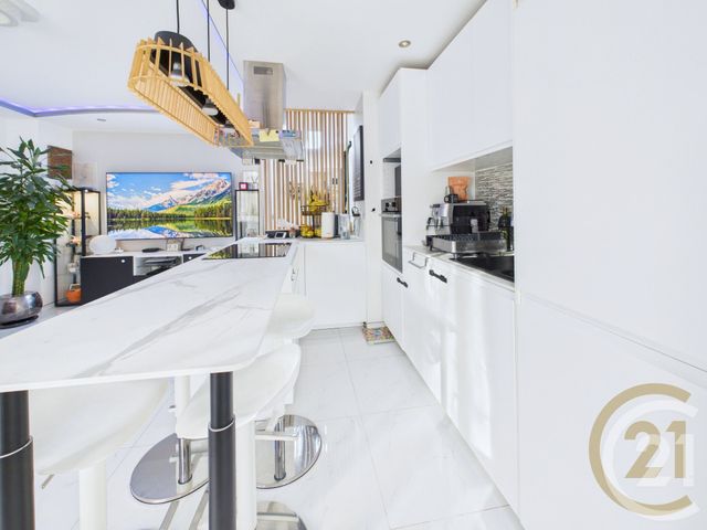 Appartement F3 à vendre - 3 pièces - 58.73 m2 - YERRES - 91 - ILE-DE-FRANCE - Century 21 Optimmo