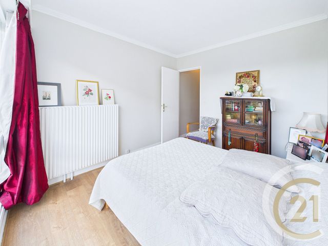 Appartement T3 à vendre - 3 pièces - 66.17 m2 - YERRES - 91 - ILE-DE-FRANCE - Century 21 Optimmo