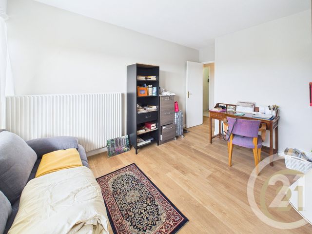Appartement T3 à vendre - 3 pièces - 66.17 m2 - YERRES - 91 - ILE-DE-FRANCE - Century 21 Optimmo