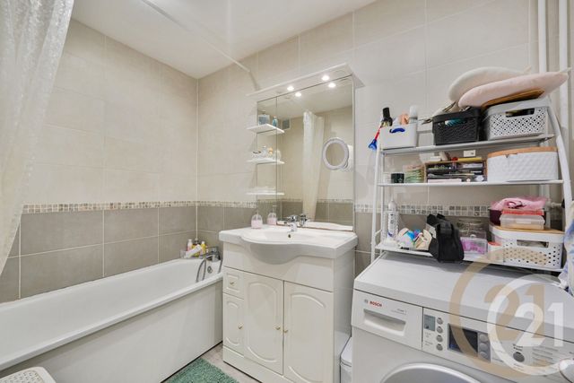 Appartement à vendre - 4 pièces - 81.62 m2 - YERRES - 91 - ILE-DE-FRANCE - Century 21 Optimmo