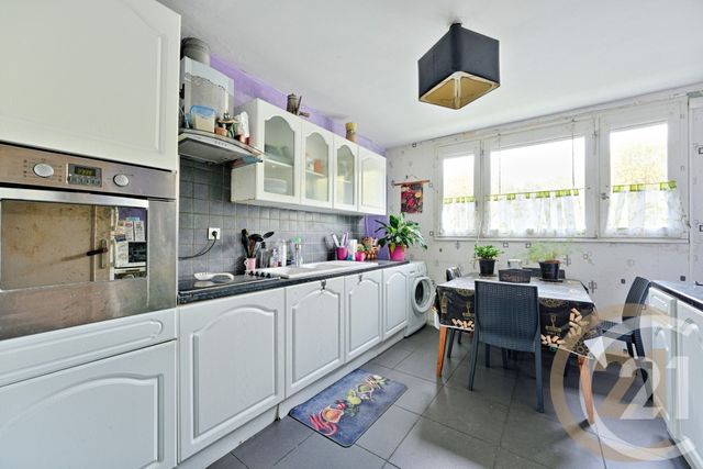 Appartement F4 à vendre - 4 pièces - 81.04 m2 - YERRES - 91 - ILE-DE-FRANCE - Century 21 Optimmo