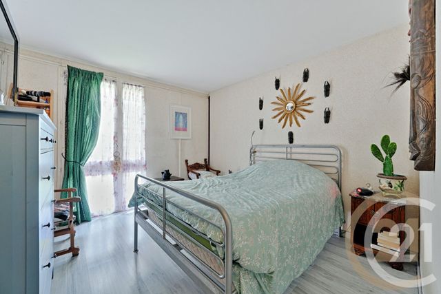 Appartement F4 à vendre - 4 pièces - 81.04 m2 - YERRES - 91 - ILE-DE-FRANCE - Century 21 Optimmo