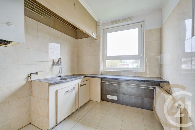 Appartement F3 à vendre - 3 pièces - 54.45 m2 - YERRES - 91 - ILE-DE-FRANCE - Century 21 Optimmo