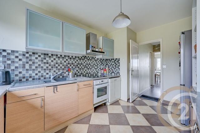 Appartement F3 à vendre - 3 pièces - 66.0 m2 - YERRES - 91 - ILE-DE-FRANCE - Century 21 Optimmo