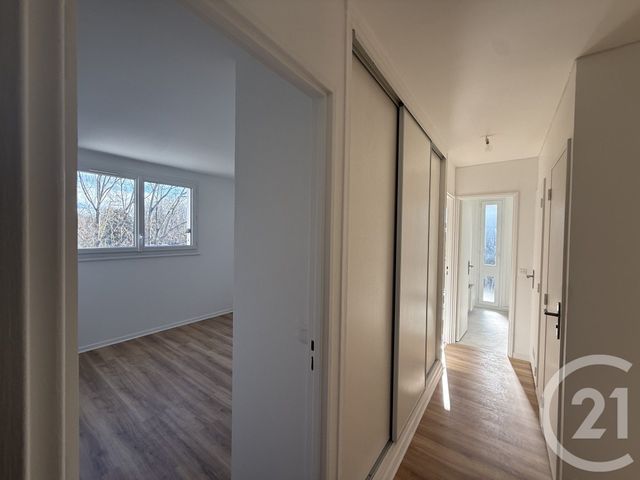 Appartement F4 à vendre - 4 pièces - 77.24 m2 - YERRES - 91 - ILE-DE-FRANCE - Century 21 Optimmo