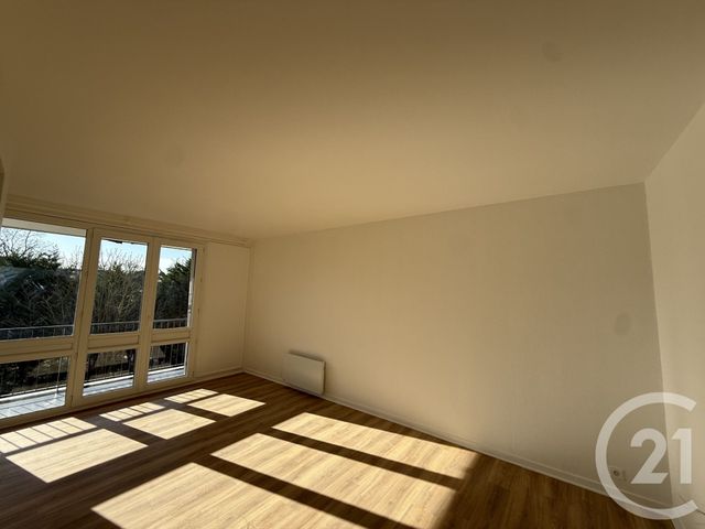 Appartement F4 à vendre - 4 pièces - 77.24 m2 - YERRES - 91 - ILE-DE-FRANCE - Century 21 Optimmo