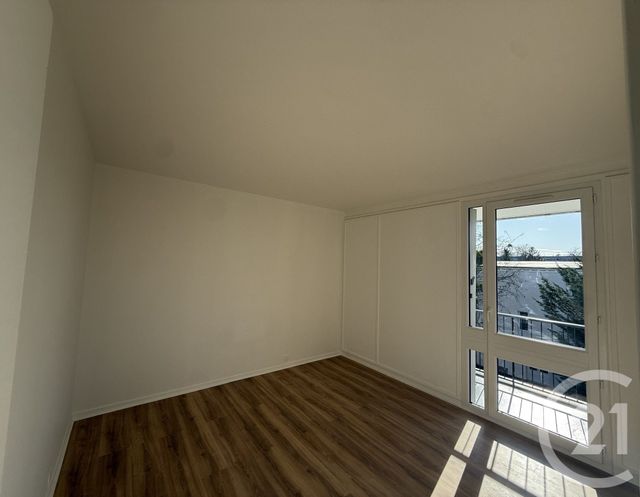 Appartement F4 à vendre - 4 pièces - 77.24 m2 - YERRES - 91 - ILE-DE-FRANCE - Century 21 Optimmo