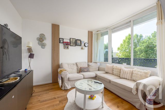 Appartement F4 à vendre - 4 pièces - 79.15 m2 - CROSNE - 91 - ILE-DE-FRANCE - Century 21 Optimmo