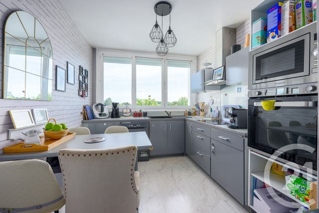 Appartement F4 à vendre - 4 pièces - 79.15 m2 - CROSNE - 91 - ILE-DE-FRANCE - Century 21 Optimmo