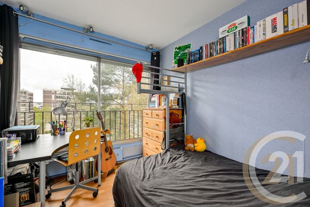 Appartement F4 à vendre - 4 pièces - 80.32 m2 - BRUNOY - 91 - ILE-DE-FRANCE - Century 21 Optimmo