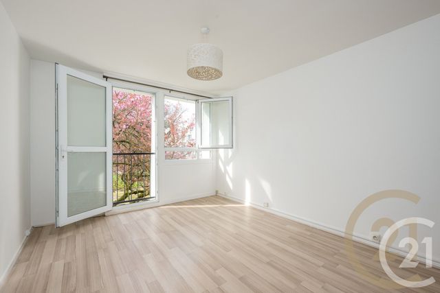 Appartement F3 à vendre - 3 pièces - 58.9 m2 - CROSNE - 91 - ILE-DE-FRANCE - Century 21 Optimmo