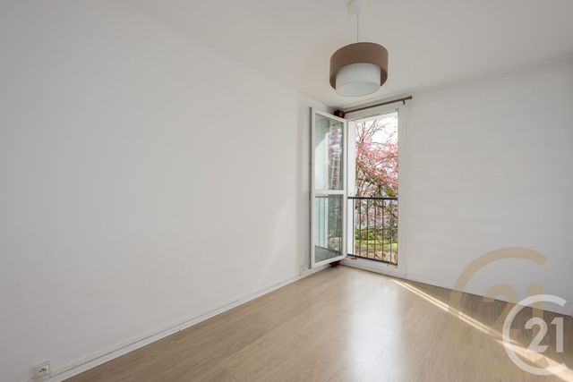 Appartement F3 à vendre - 3 pièces - 58.9 m2 - CROSNE - 91 - ILE-DE-FRANCE - Century 21 Optimmo