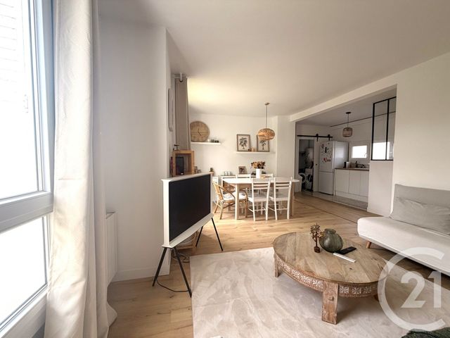 Appartement F3 à vendre - 3 pièces - 57.01 m2 - YERRES - 91 - ILE-DE-FRANCE - Century 21 Optimmo