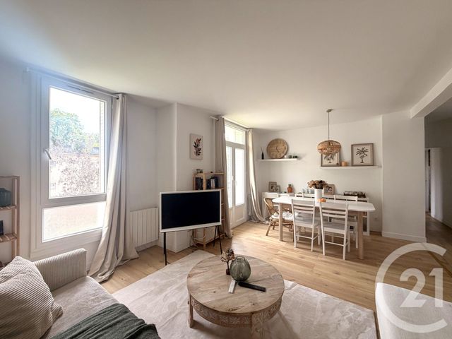 Appartement F3 à vendre - 3 pièces - 57.01 m2 - YERRES - 91 - ILE-DE-FRANCE - Century 21 Optimmo