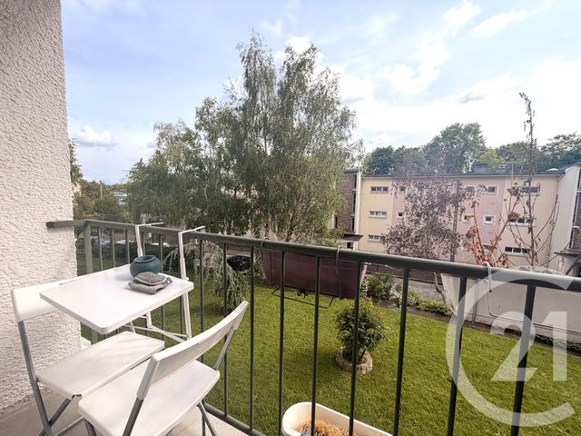 Appartement F3 à vendre - 3 pièces - 57.01 m2 - YERRES - 91 - ILE-DE-FRANCE - Century 21 Optimmo
