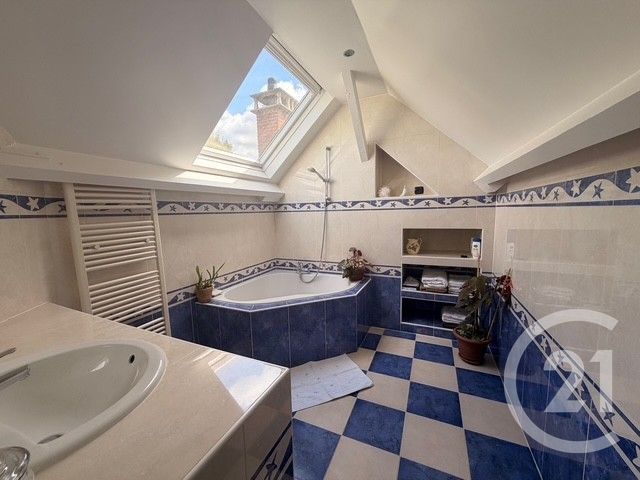 maison à vendre - 8 pièces - 235.41 m2 - YERRES - 91 - ILE-DE-FRANCE - Century 21 Optimmo