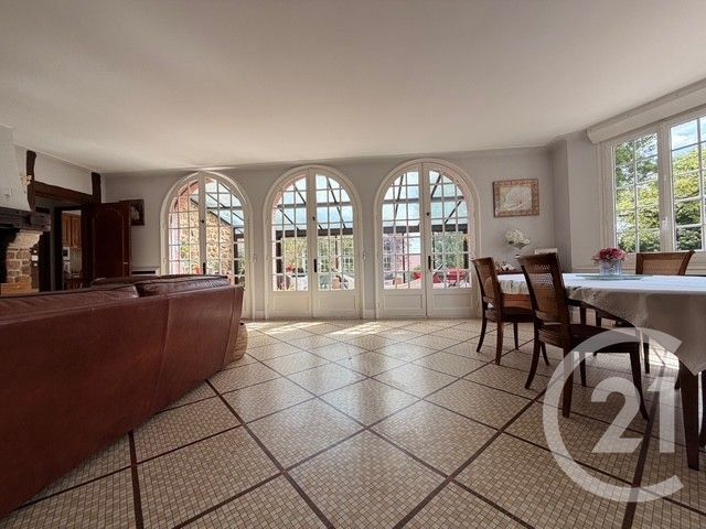 maison à vendre - 8 pièces - 235.41 m2 - YERRES - 91 - ILE-DE-FRANCE - Century 21 Optimmo