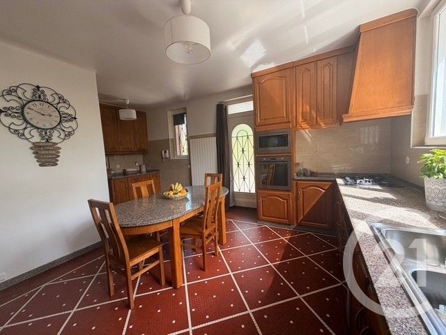 maison à vendre - 8 pièces - 235.41 m2 - YERRES - 91 - ILE-DE-FRANCE - Century 21 Optimmo