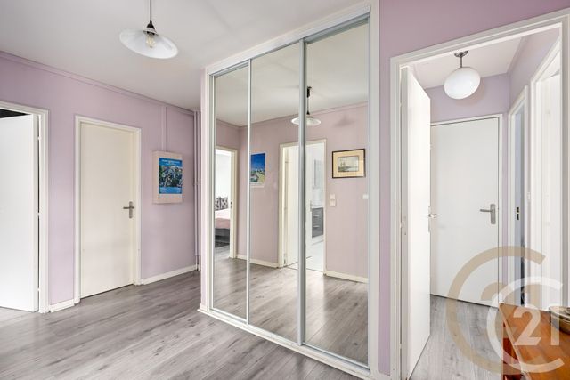 Appartement F4 à vendre - 4 pièces - 73.6 m2 - YERRES - 91 - ILE-DE-FRANCE - Century 21 Optimmo