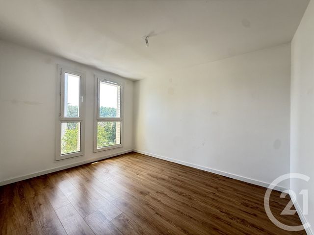 Appartement F5 à vendre - 5 pièces - 85.82 m2 - EPINAY SOUS SENART - 91 - ILE-DE-FRANCE - Century 21 Optimmo
