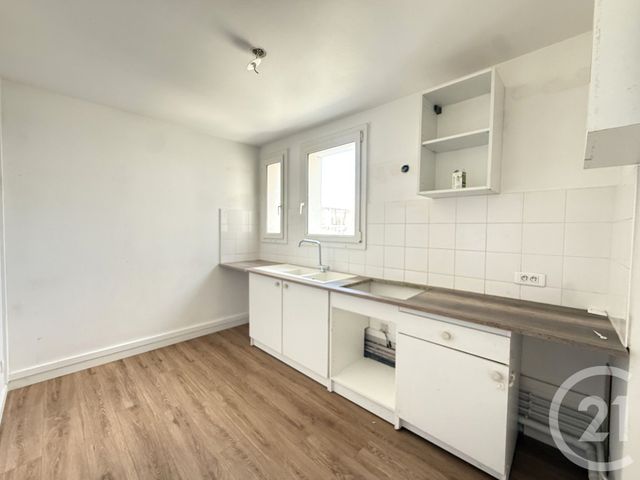 Appartement F5 à vendre - 5 pièces - 85.82 m2 - EPINAY SOUS SENART - 91 - ILE-DE-FRANCE - Century 21 Optimmo