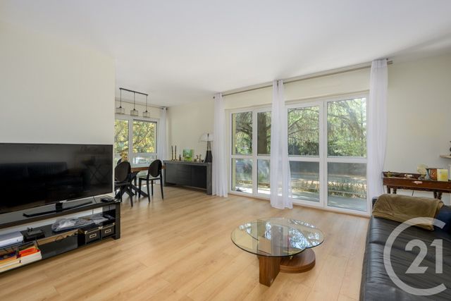 Appartement F3 à vendre - 3 pièces - 62.73 m2 - BRUNOY - 91 - ILE-DE-FRANCE - Century 21 Optimmo