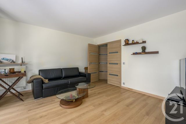 Appartement F3 à vendre - 3 pièces - 62.73 m2 - BRUNOY - 91 - ILE-DE-FRANCE - Century 21 Optimmo