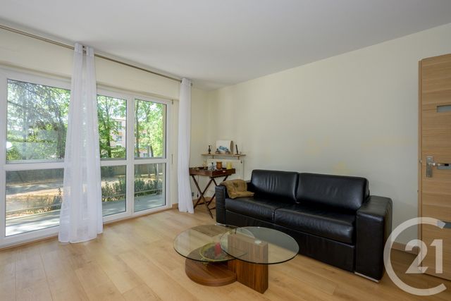 Appartement F3 à vendre - 3 pièces - 62.73 m2 - BRUNOY - 91 - ILE-DE-FRANCE - Century 21 Optimmo