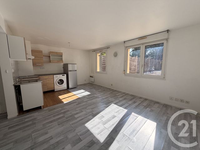Appartement Studio à vendre - 1 pièce - 30.17 m2 - YERRES - 91 - ILE-DE-FRANCE - Century 21 Optimmo