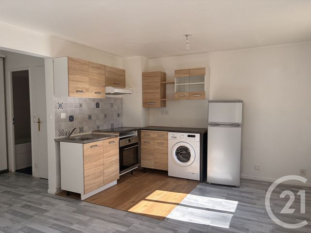 Appartement Studio à vendre - 1 pièce - 30.17 m2 - YERRES - 91 - ILE-DE-FRANCE - Century 21 Optimmo