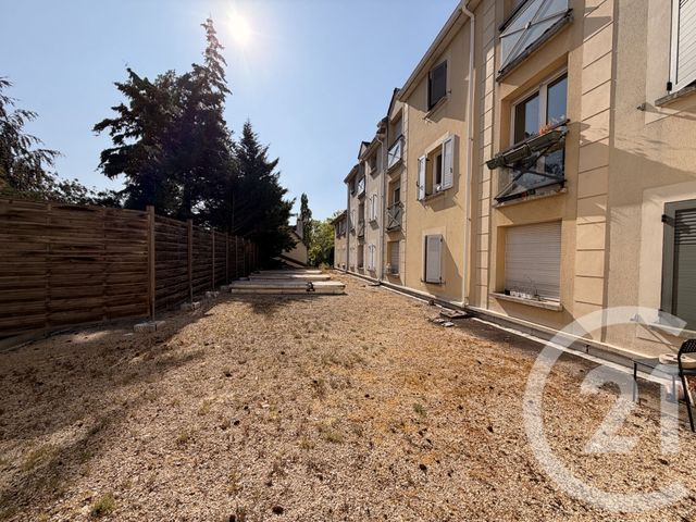 Appartement Studio à vendre - 1 pièce - 30.17 m2 - YERRES - 91 - ILE-DE-FRANCE - Century 21 Optimmo