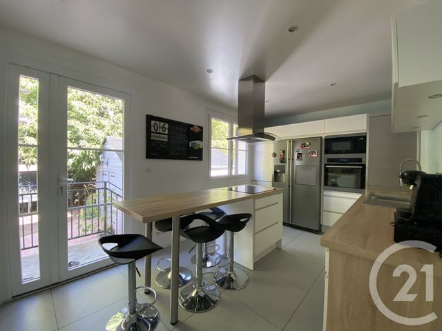 maison à vendre - 7 pièces - 244.3 m2 - YERRES - 91 - ILE-DE-FRANCE - Century 21 Optimmo