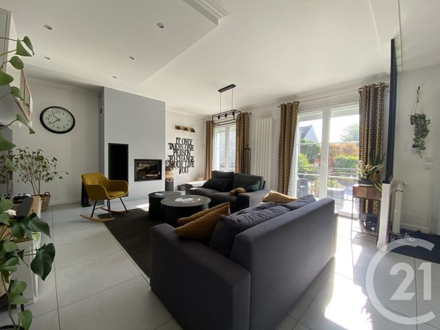 maison à vendre - 7 pièces - 244.3 m2 - YERRES - 91 - ILE-DE-FRANCE - Century 21 Optimmo