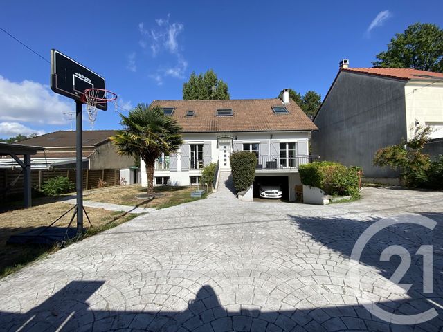 maison à vendre - 7 pièces - 244.3 m2 - YERRES - 91 - ILE-DE-FRANCE - Century 21 Optimmo