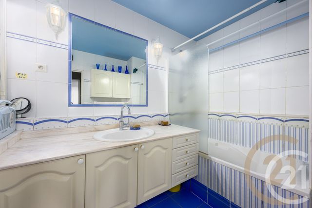 Appartement F4 à vendre - 4 pièces - 82.0 m2 - YERRES - 91 - ILE-DE-FRANCE - Century 21 Optimmo