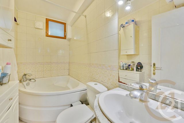 Appartement F3 à vendre - 3 pièces - 60.0 m2 - YERRES - 91 - ILE-DE-FRANCE - Century 21 Optimmo