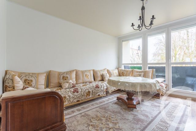Appartement F3 à vendre - 3 pièces - 58.06 m2 - YERRES - 91 - ILE-DE-FRANCE - Century 21 Optimmo